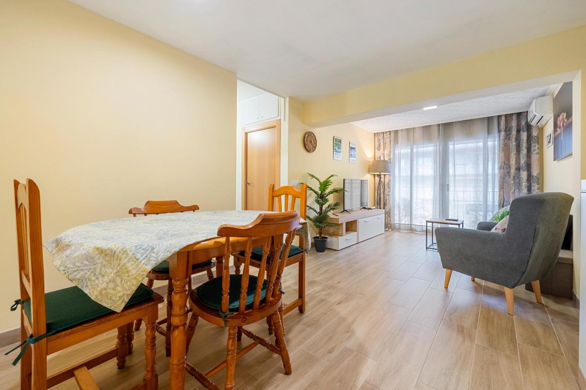 Hauzify I Apartament Van Gogh サロウ エクステリア 写真